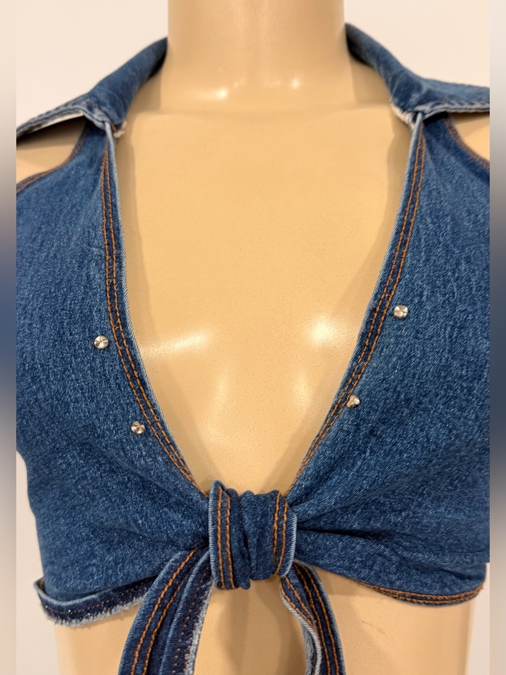 Dark Blue Denim Tie-Front Crop Top with Collar - Picture 2 of 5